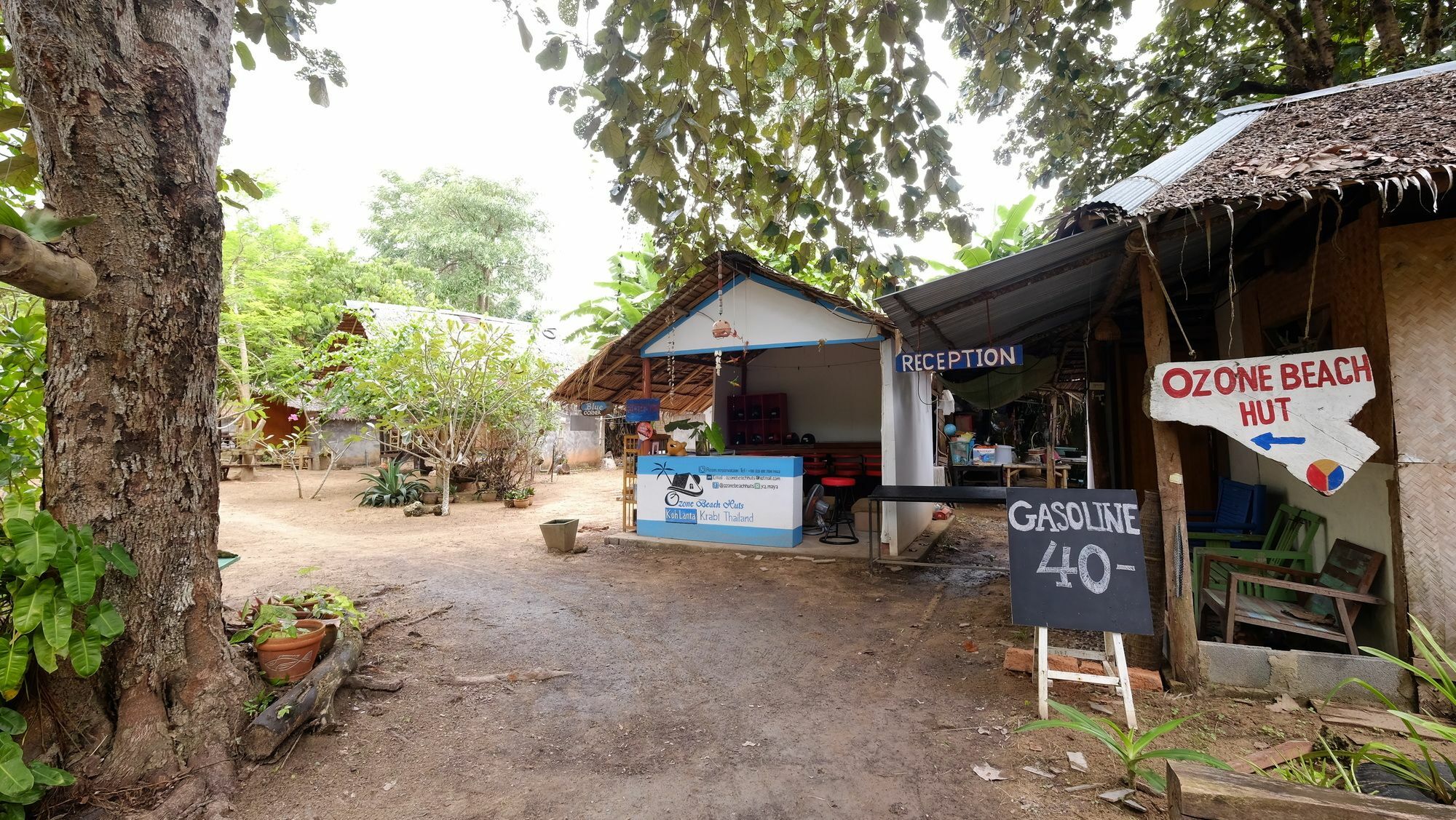 Ozone Beach Huts Koh Lanta Exterior photo