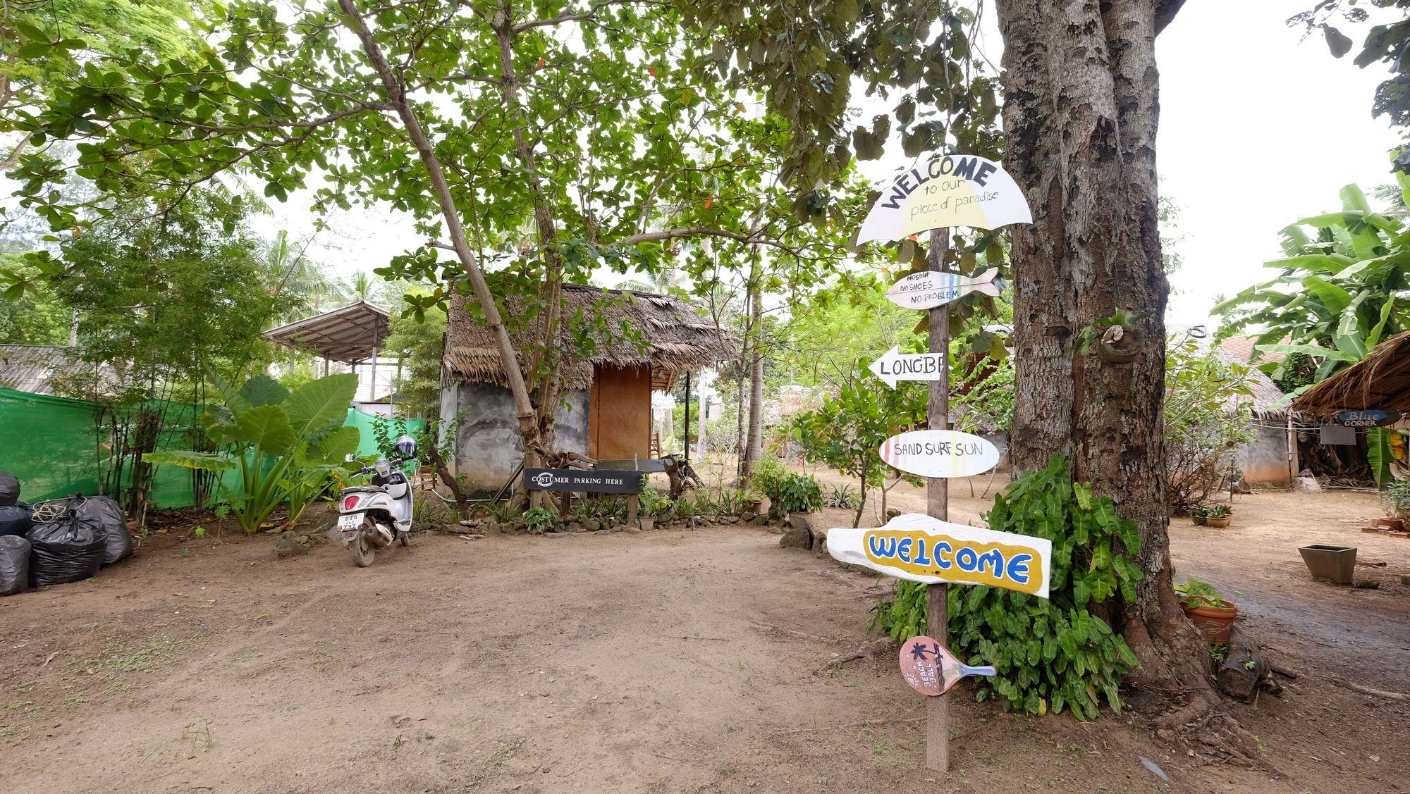 Ozone Beach Huts Koh Lanta Exterior photo