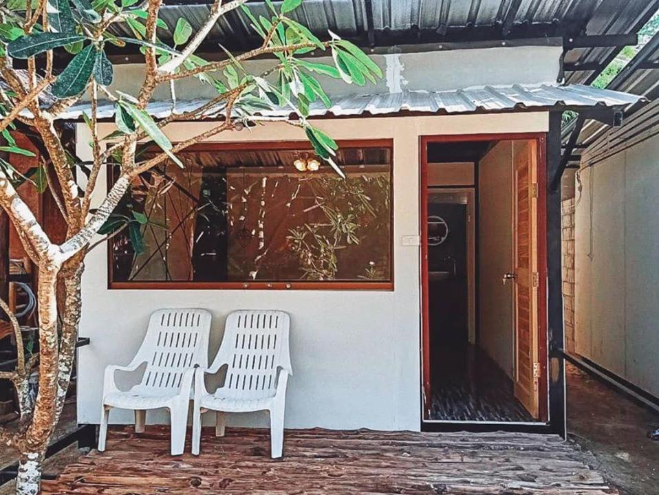 Ozone Beach Huts Koh Lanta Exterior photo